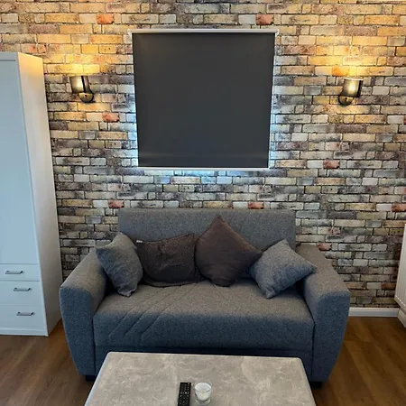 Gemuetliche Voll Ausgestattete 1 Bis 2 Personen Im Weindorf Zentral Ruhig Und Perfekt Angebunden Apartman