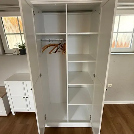 Gemuetliche Voll Ausgestattete 1 Bis 2 Personen Im Weindorf Zentral Ruhig Und Perfekt Angebunden Apartman