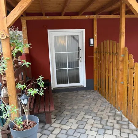 Gemuetliche Voll Ausgestattete 1 Bis 2 Personen Im Weindorf Zentral Ruhig Und Perfekt Angebunden Apartman Grolsheim