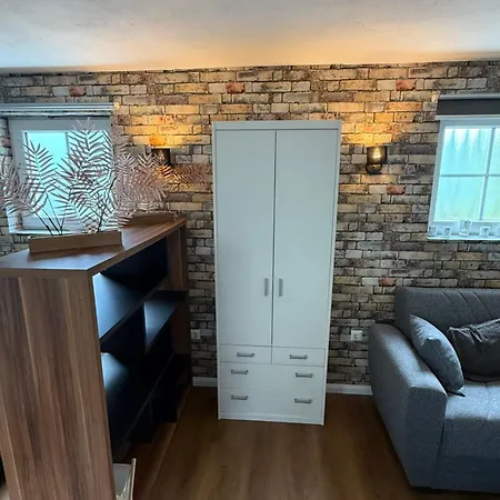 Apartman Gemuetliche Voll Ausgestattete 1 Bis 2 Personen Im Weindorf Zentral Ruhig Und Perfekt Angebunden *