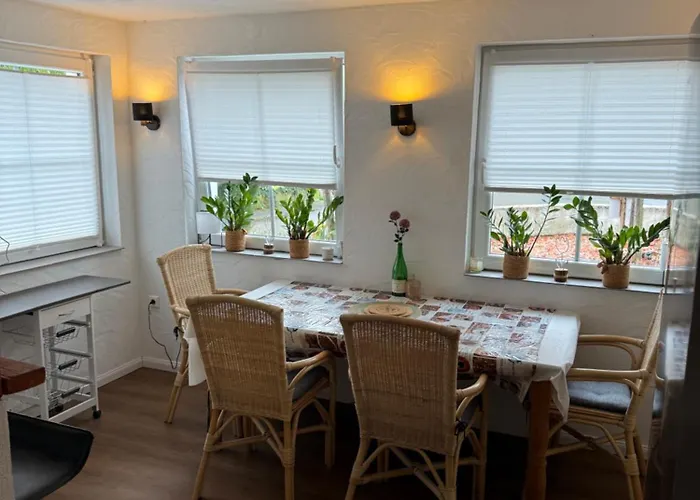 Gemuetliche Voll Ausgestattete 1 Bis 2 Personen Im Weindorf Zentral Ruhig Und Perfekt Angebunden Grolsheim