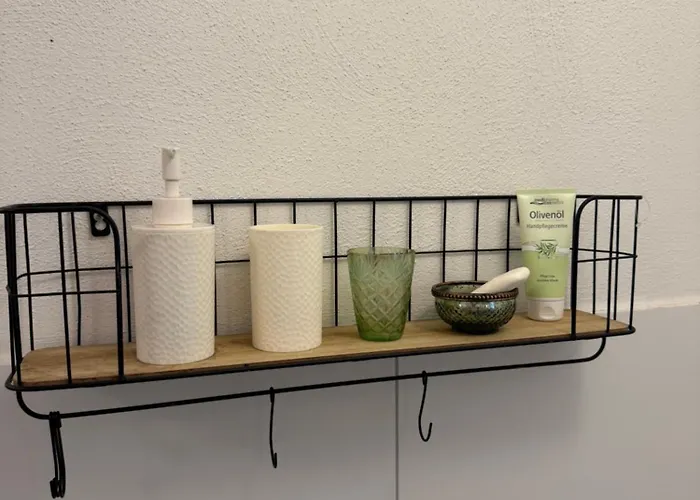 Gemuetliche Voll Ausgestattete 1 Bis 2 Personen Im Weindorf Zentral Ruhig Und Perfekt Angebunden דירה Grolsheim